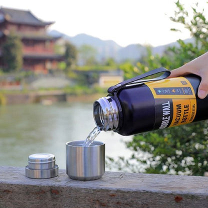 bouteille isotherme 1L avec verre inclus