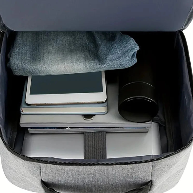 sac a dos cabine intérieur de la grande pochette